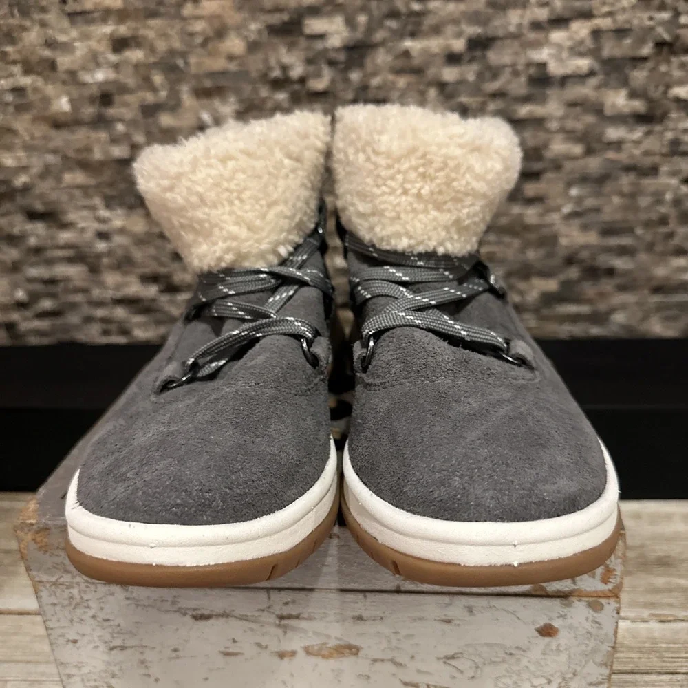 Ugg Womens Lakesider Heritage‎ Leather Winter & Snow Boots Shoes size 6